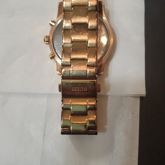 Guess watch used - Picture 3 of 4